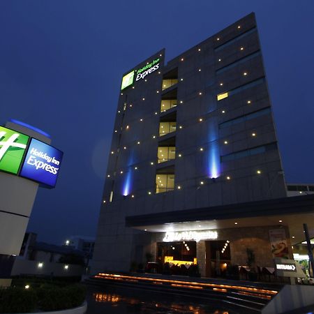 Holiday Inn Express Toluca Galerias Metepec By Ihg Εξωτερικό φωτογραφία