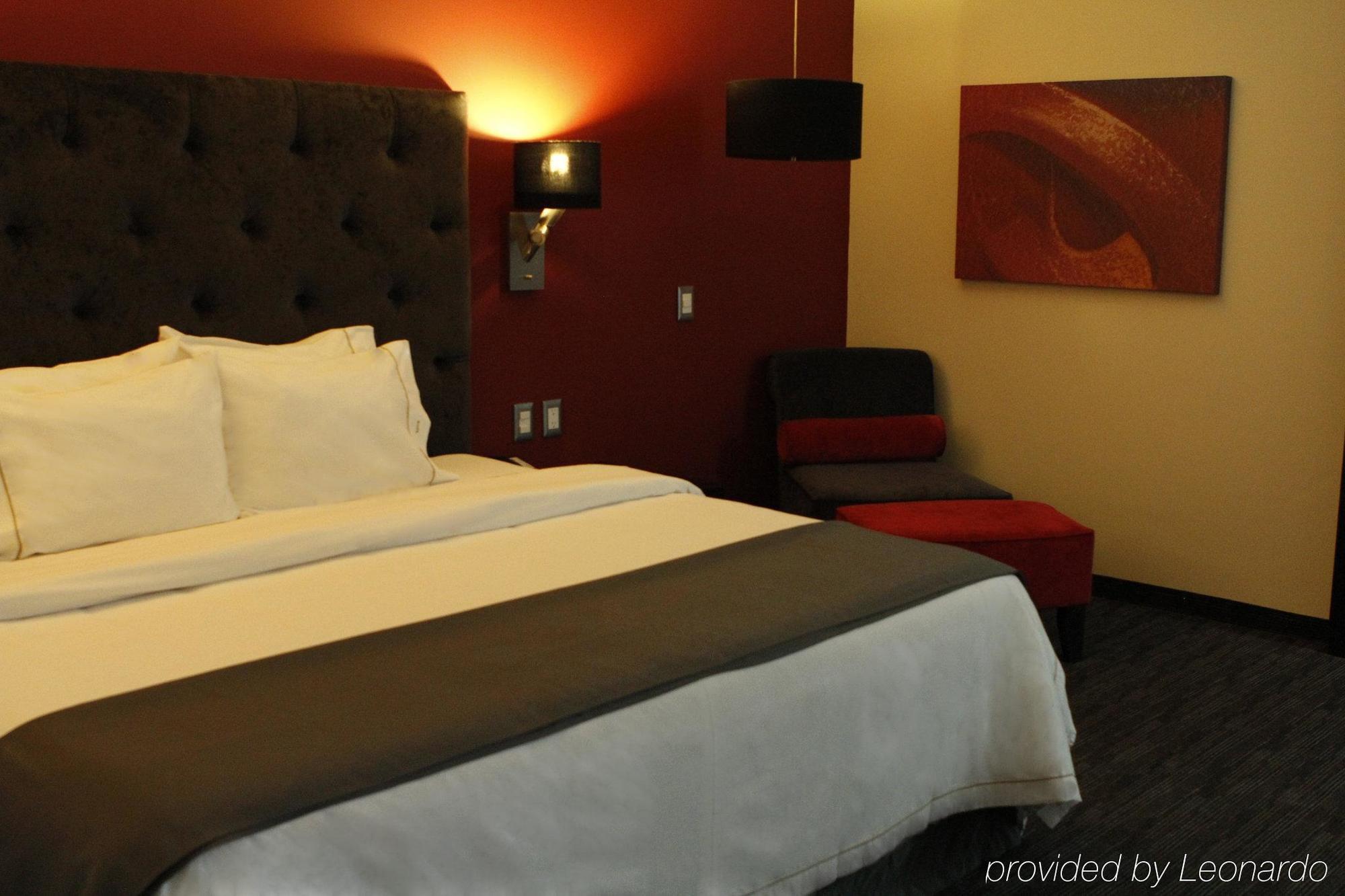 Holiday Inn Express Toluca Galerias Metepec By Ihg Δωμάτιο φωτογραφία